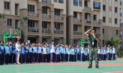 德艺学校南校(碧桂园)开展防地震应急逃生演练活动